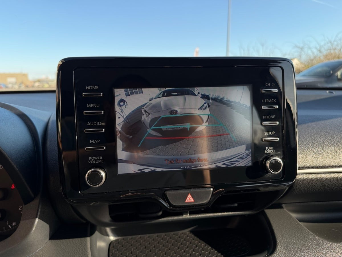 undefined Toyota Yaris fra 2022