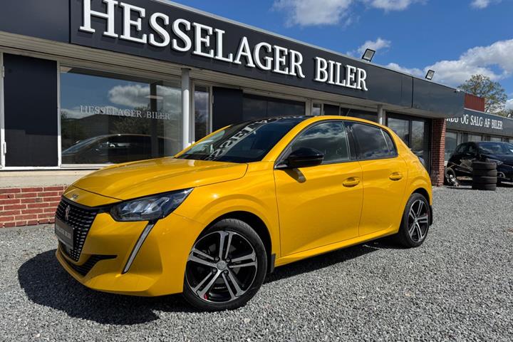 Gul Peugeot 208 fra 2020 set udefra