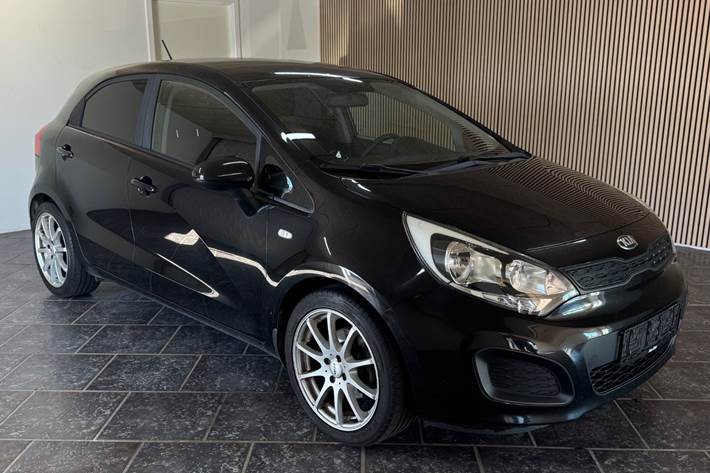 undefined Kia Rio fra 2013