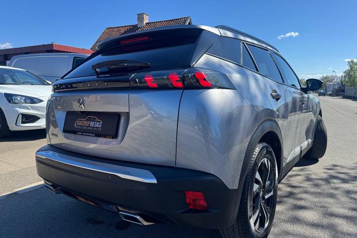 undefined Peugeot 2008 fra 2021