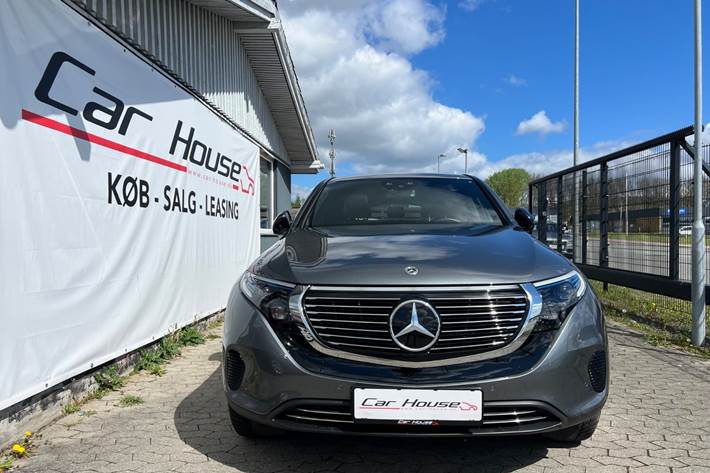 Grå Mercedes EQC400 fra 2022