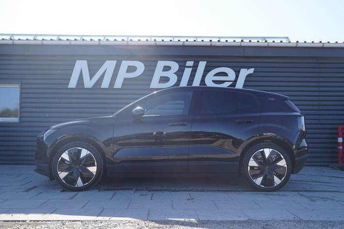 Sort Volvo EX30 fra 2025