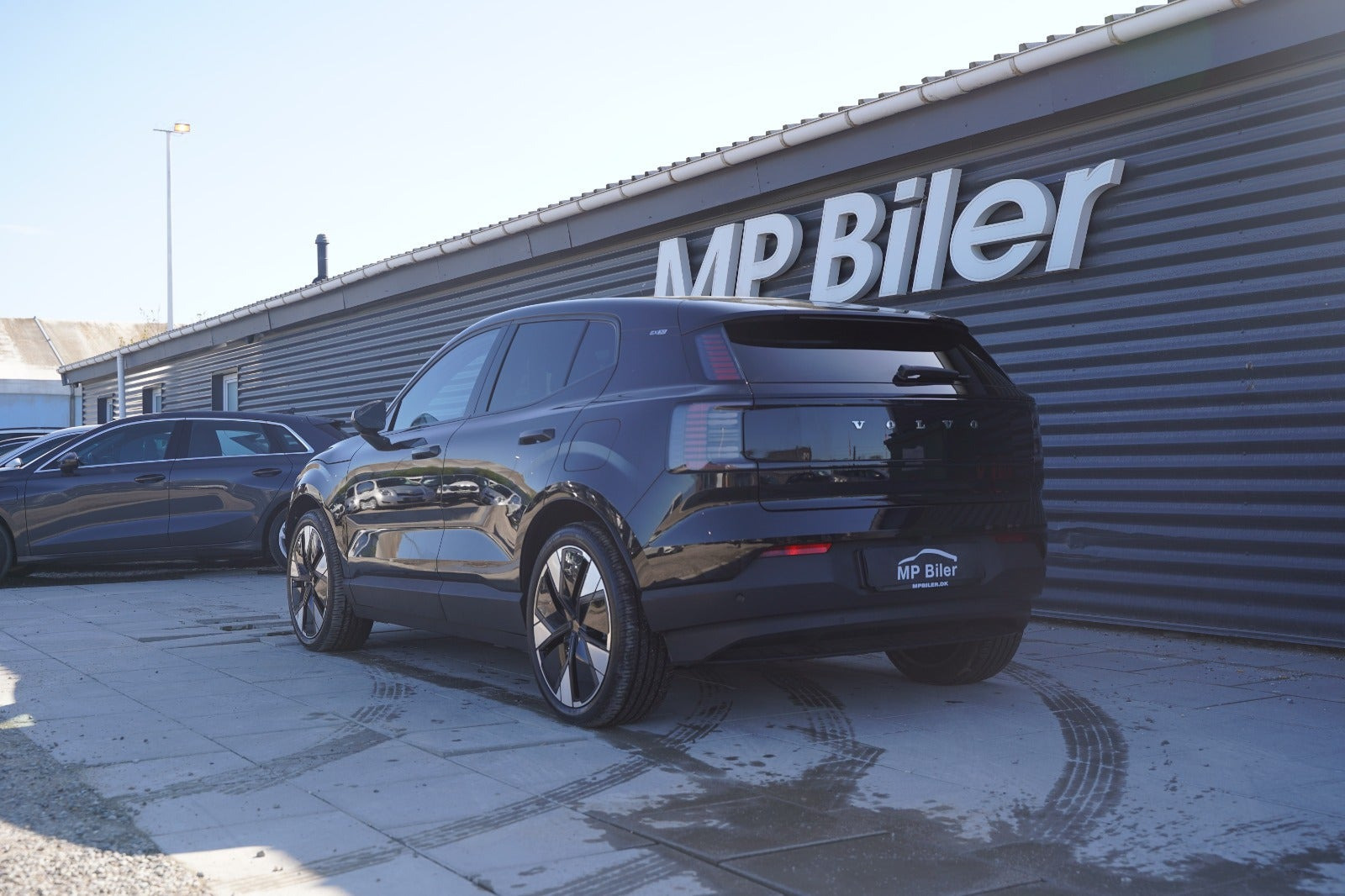 Sort Volvo EX30 fra 2025