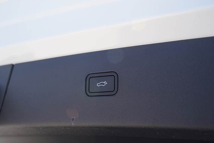 Hvid Volvo EX30 fra 2025