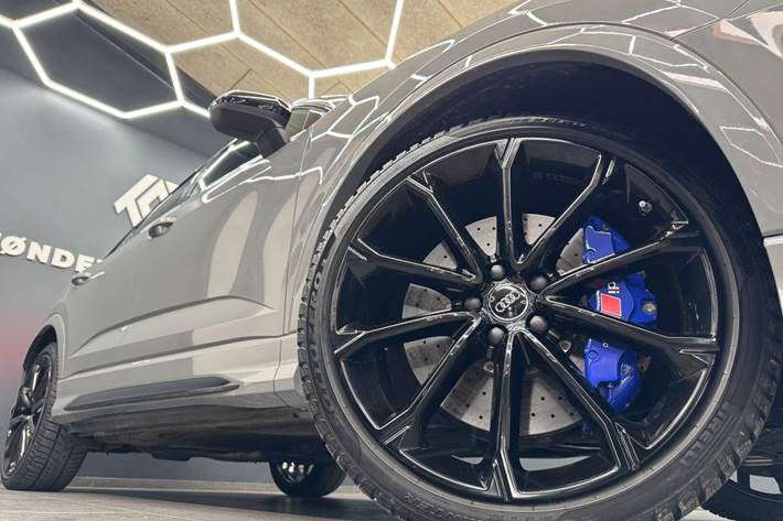 Grå Audi RS Q3 fra 2020
