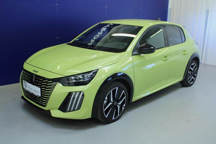 Gul Peugeot e-208 fra 2024