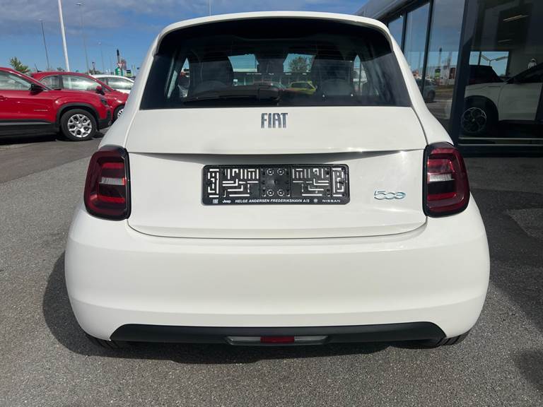 Fiat 500e 42 Icon