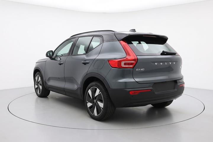 Grå Volvo EX40 fra 2026