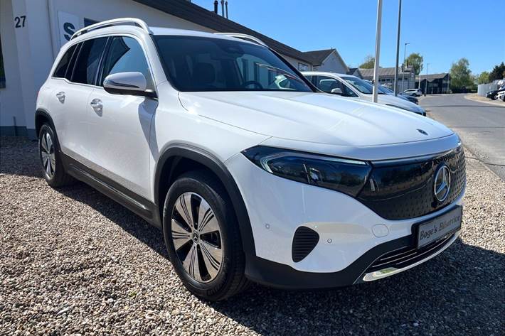 Hvid Mercedes EQB 250+ fra 2025