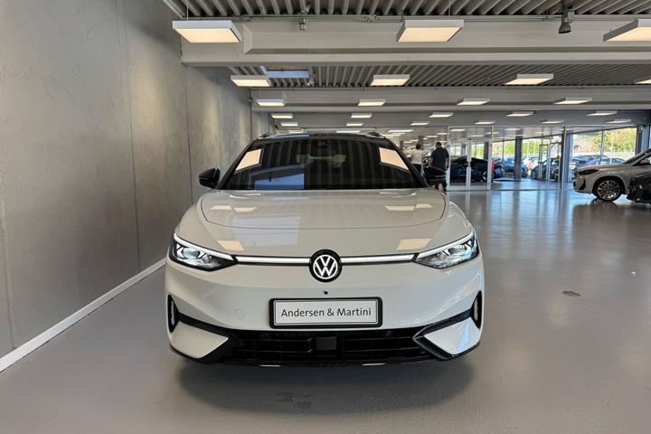 Hvid VW ID.7 fra 2026