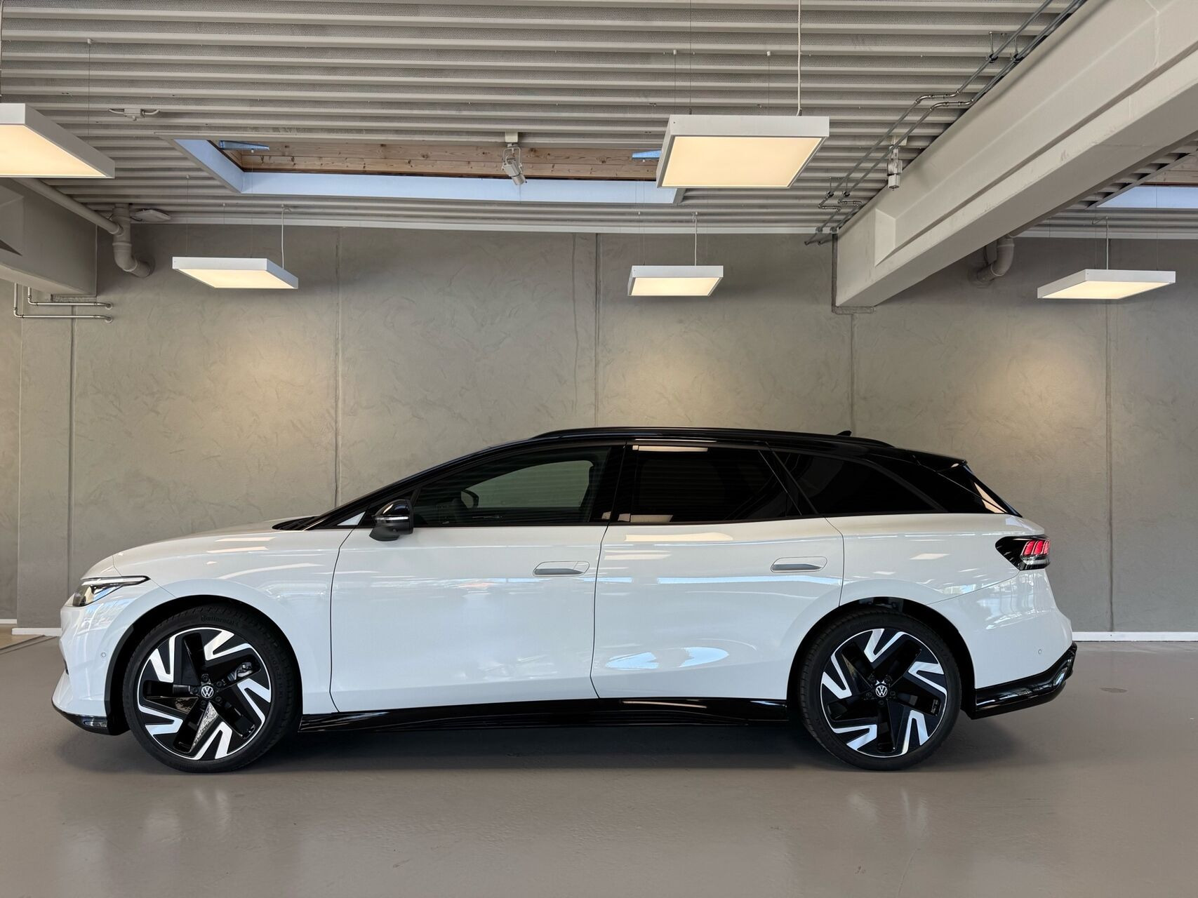 Hvid VW ID.7 fra 2026