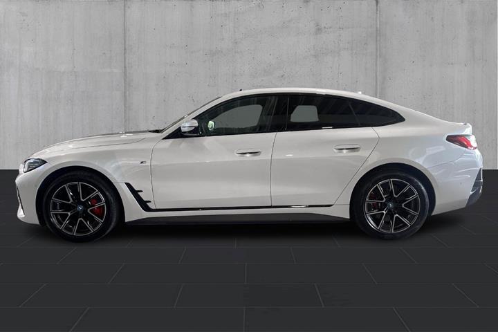 Hvid BMW i4 fra 2025