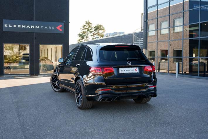 Sort Mercedes GLC63 fra 2019