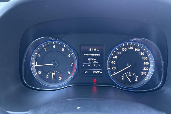 Gul Hyundai Kona fra 2017