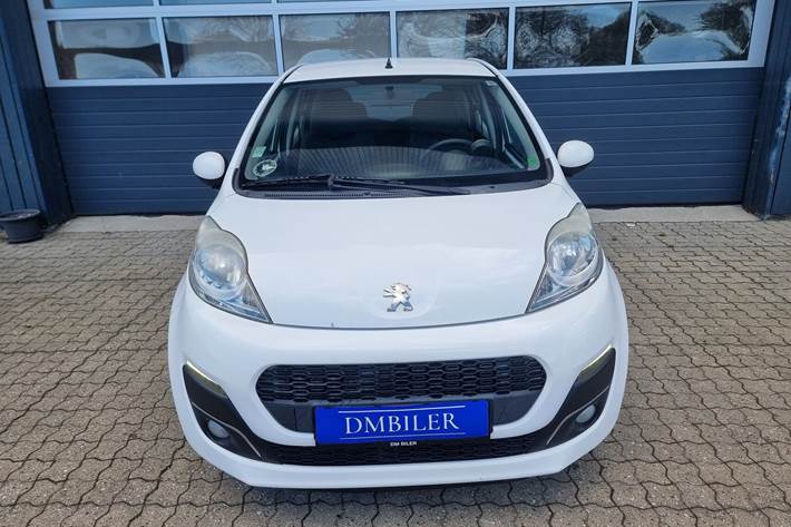 Hvid Peugeot 107 fra 2013
