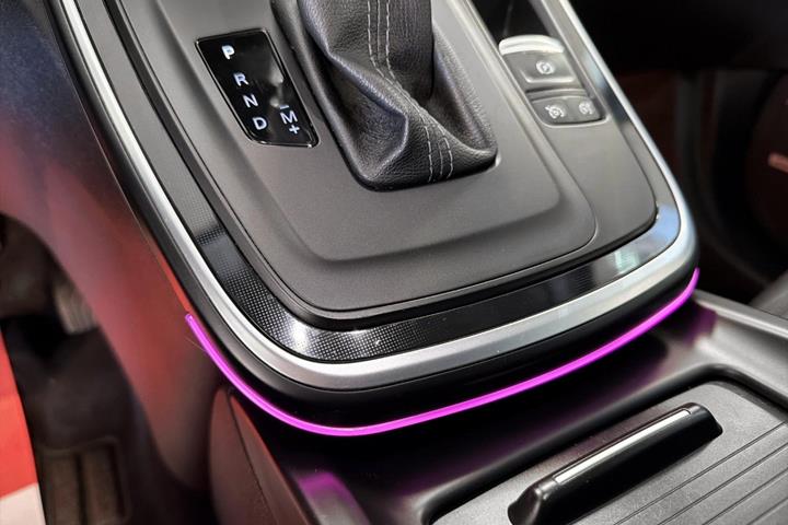 Grå Renault Grand Scenic IV fra 2018