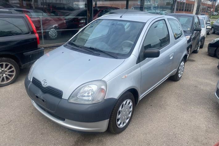 undefined Toyota Yaris fra 2002