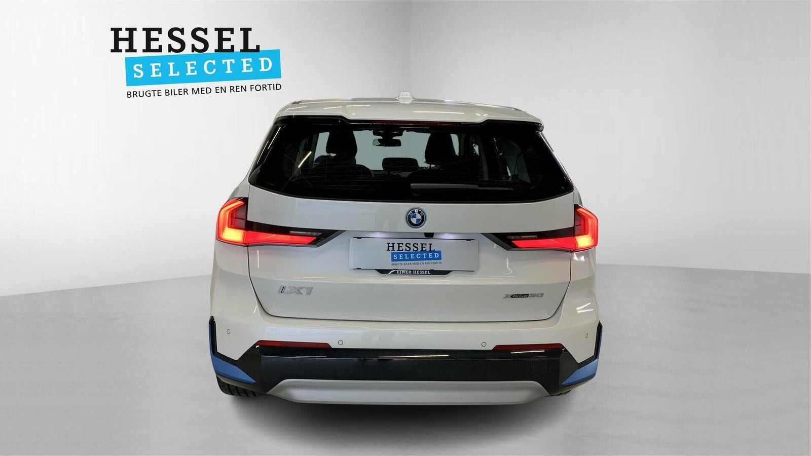 Hvid BMW iX1 fra 2023