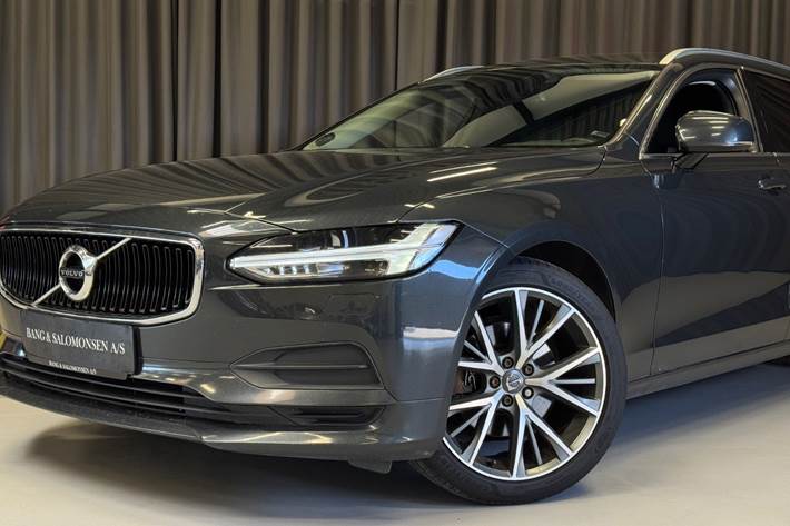Grå Volvo V90 fra 2017