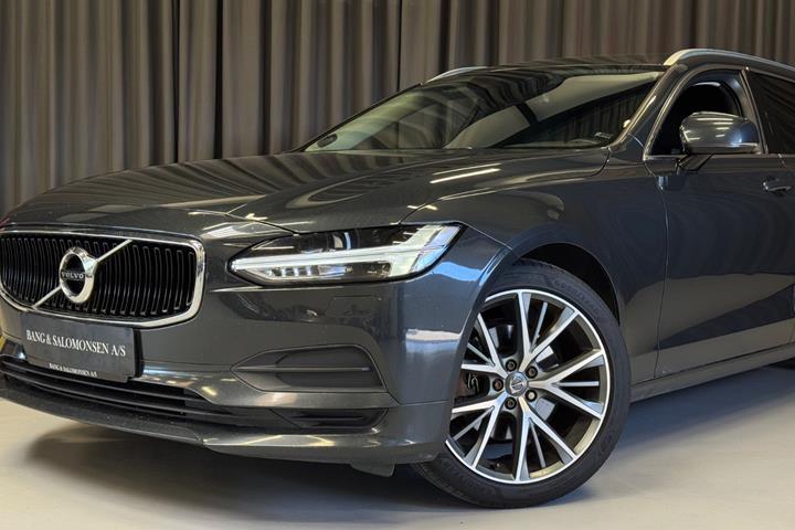 Grå Volvo V90 fra 2017