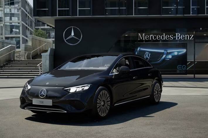 undefined Mercedes EQE300 fra 2025