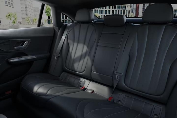 undefined Mercedes EQE300 fra 2025