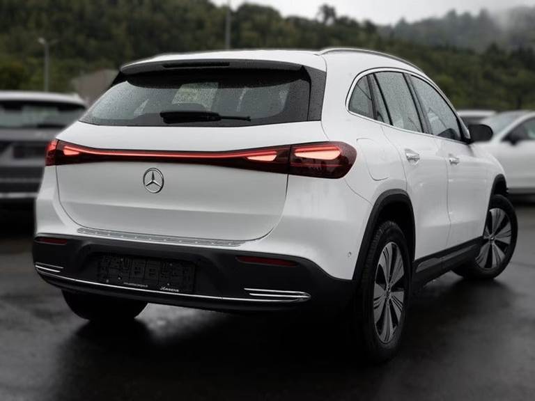 Mercedes EQA300 Progressive 4Matic