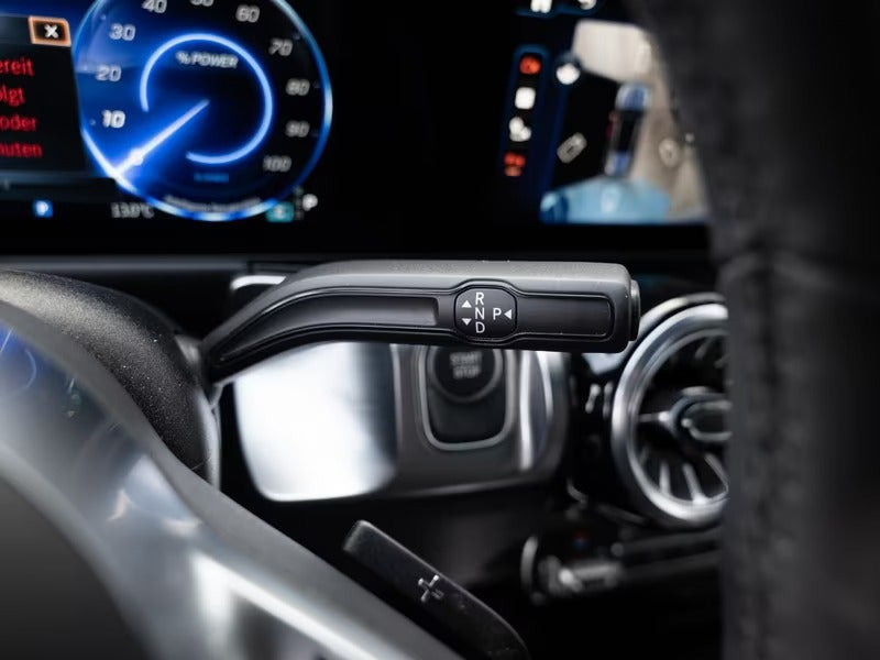Grå Mercedes EQB250+ fra 2025