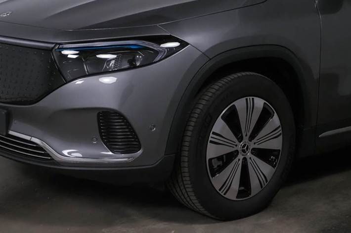Hvid Mercedes EQA250+ fra 2025