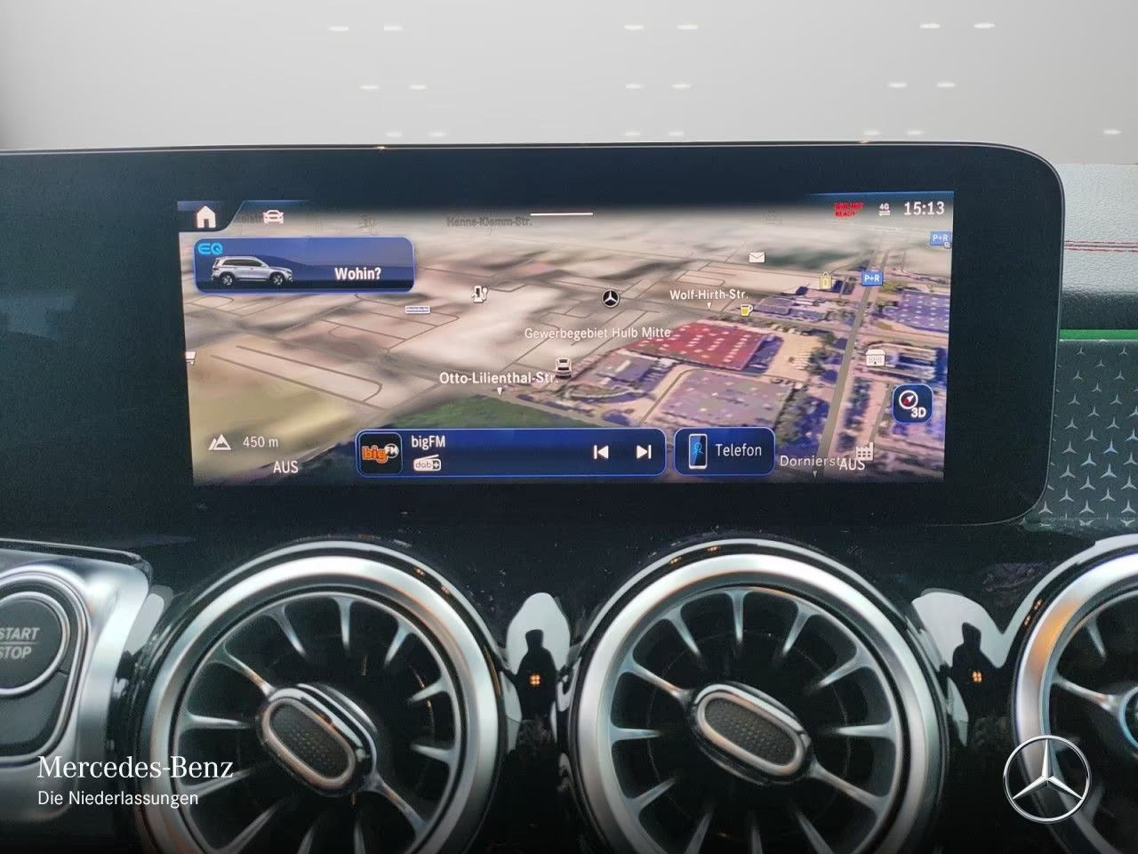 Sort Mercedes EQB250+ fra 2024