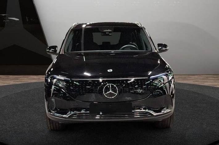 Sort Mercedes EQA300 fra 2024