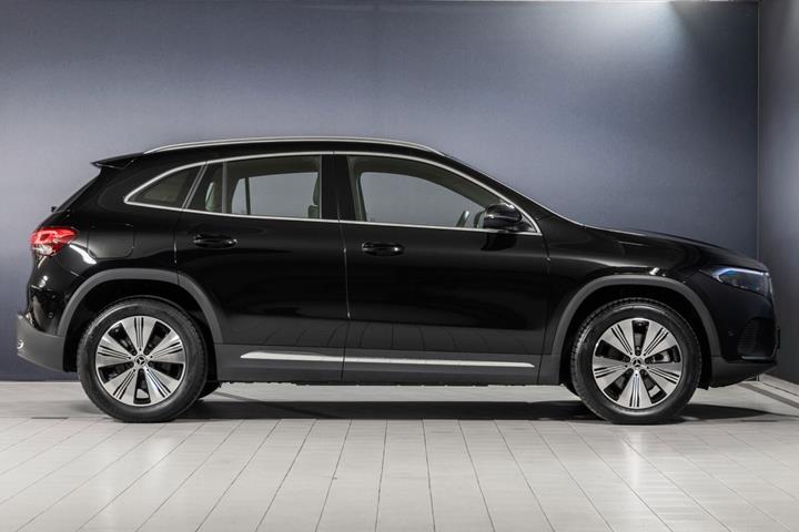 Sort Mercedes EQA250 fra 2023