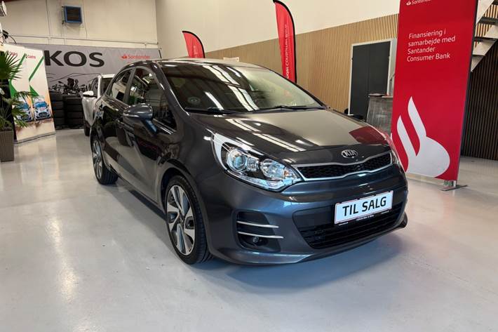 Grå Kia Rio fra 2016
