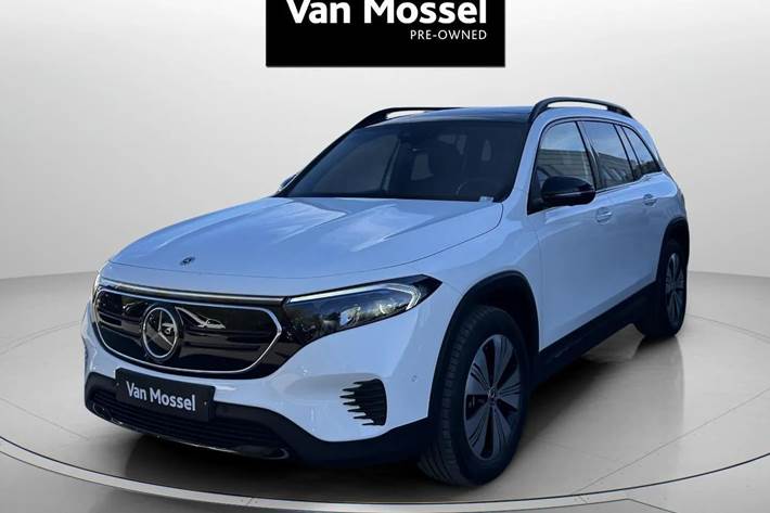 Hvid Mercedes EQB250 fra 2024