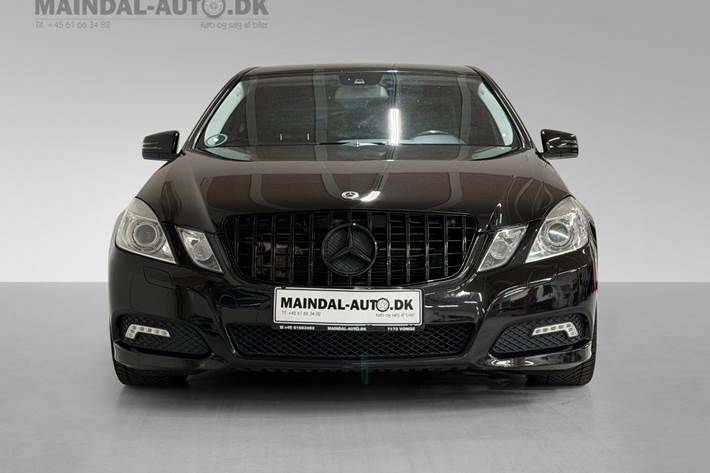 Sort Mercedes E350 fra 2009