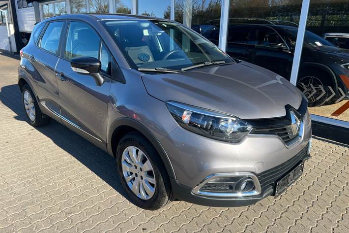Gul Renault Captur fra 2015