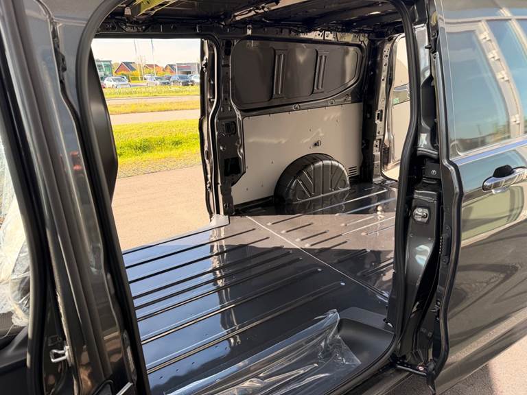 VW Transporter 2,0 TDi 150 Comfort Kassevogn aut. LWB