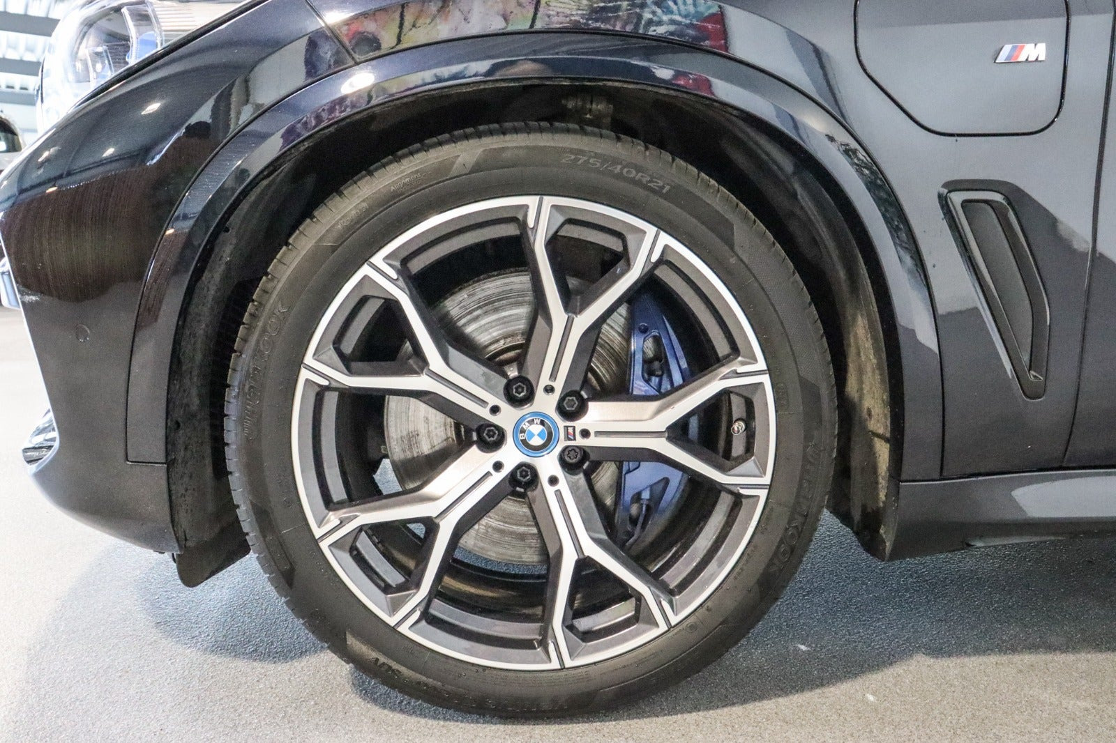 Sort BMW X5 fra 2022