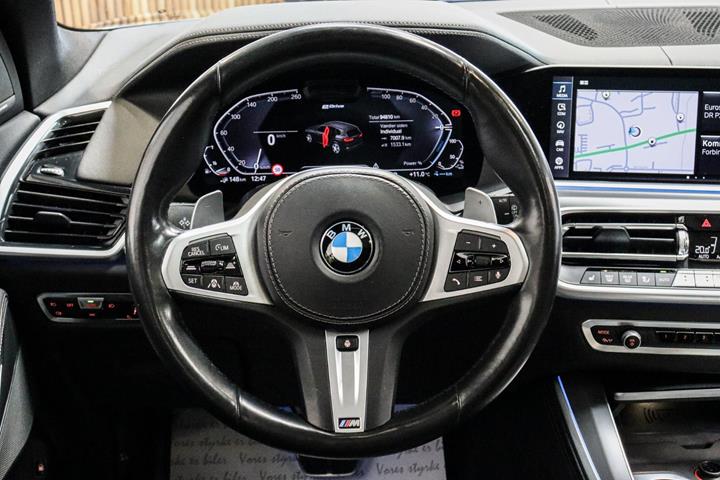 Sort BMW X5 fra 2022