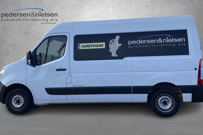 Hvid Nissan Interstar fra 2024