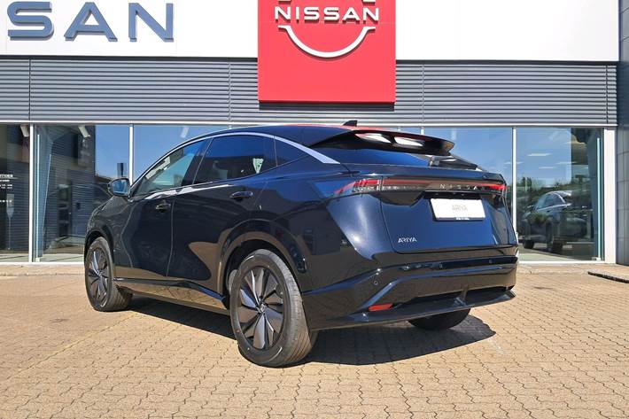 Sort Nissan Ariya fra 2024