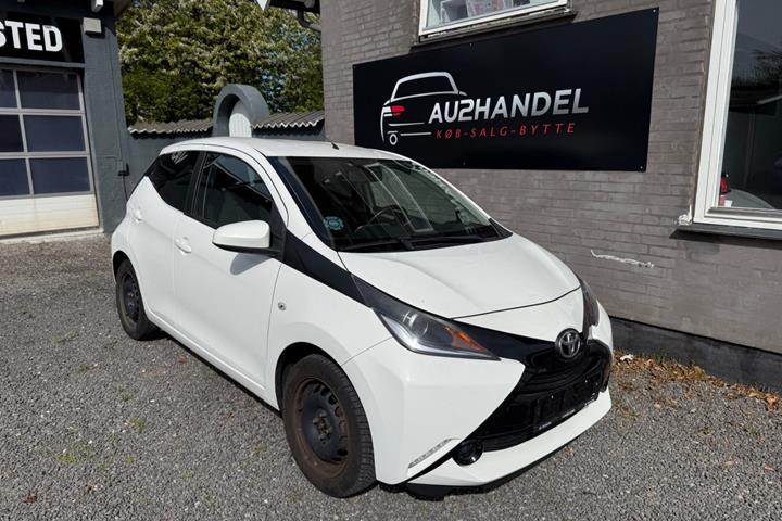 undefined Toyota Aygo fra 2015 set udefra