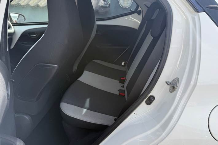 undefined Toyota Aygo fra 2015