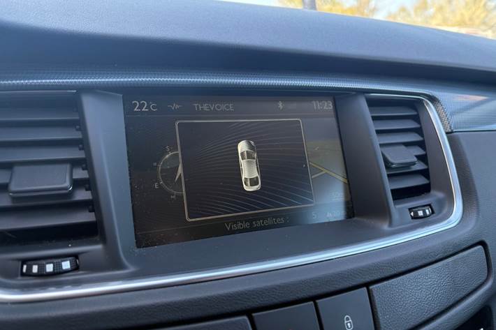 Grøn Peugeot 508 fra 2014