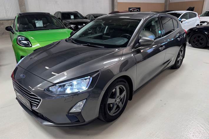 Grå Ford Focus fra 2021