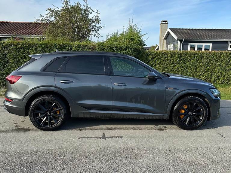 Audi e-tron 55 Black Edition S-line quattro