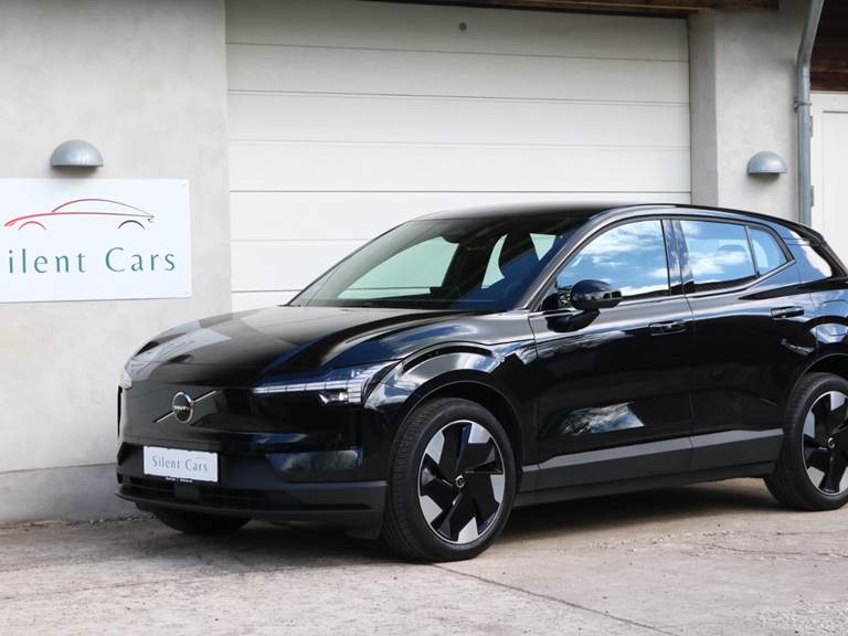 Volvo EX30 Extended Range Plus