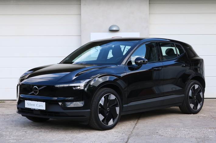 Grøn Volvo EX30 fra 2025