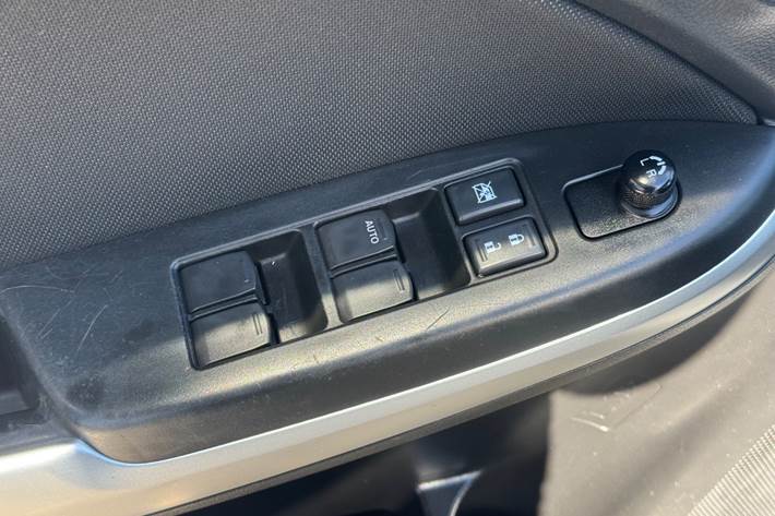 Hvid Suzuki Baleno fra 2018