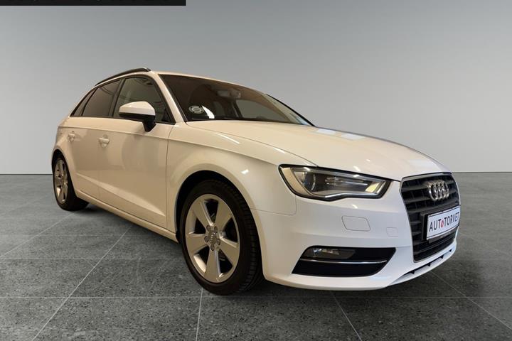 Hvid Audi A3 fra 2016